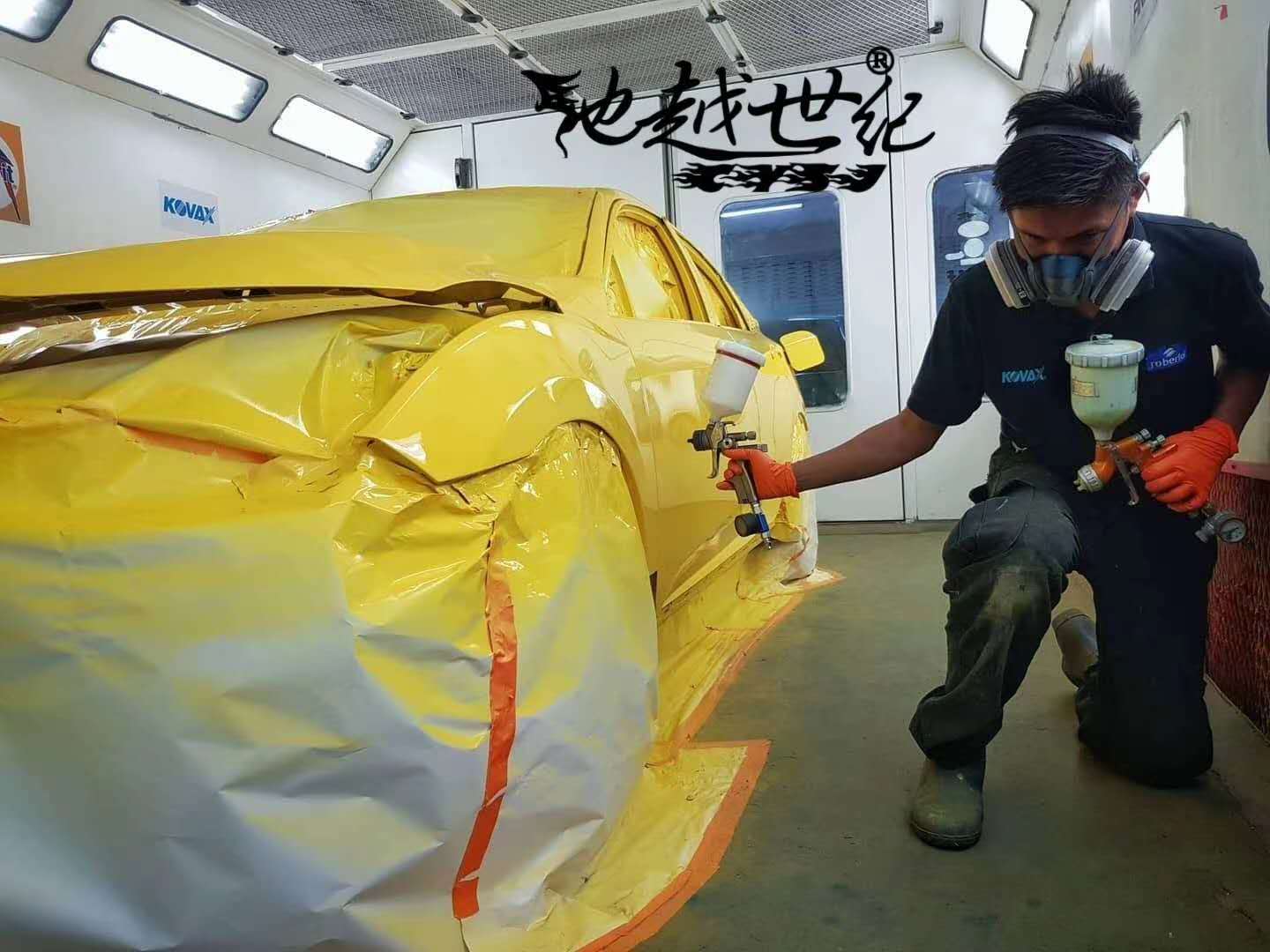 汽车钣金喷漆过程图片